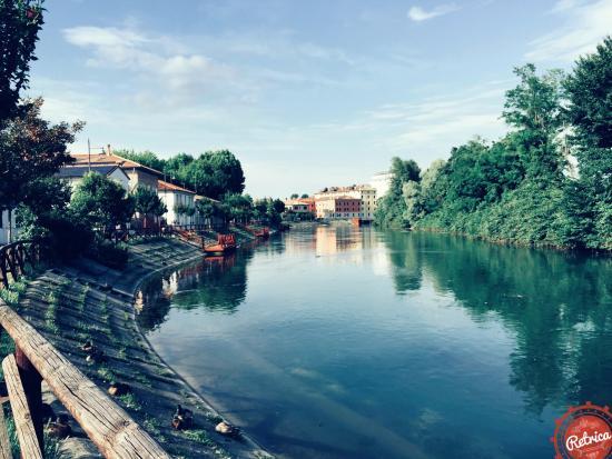 Passeggiata lungo la restera